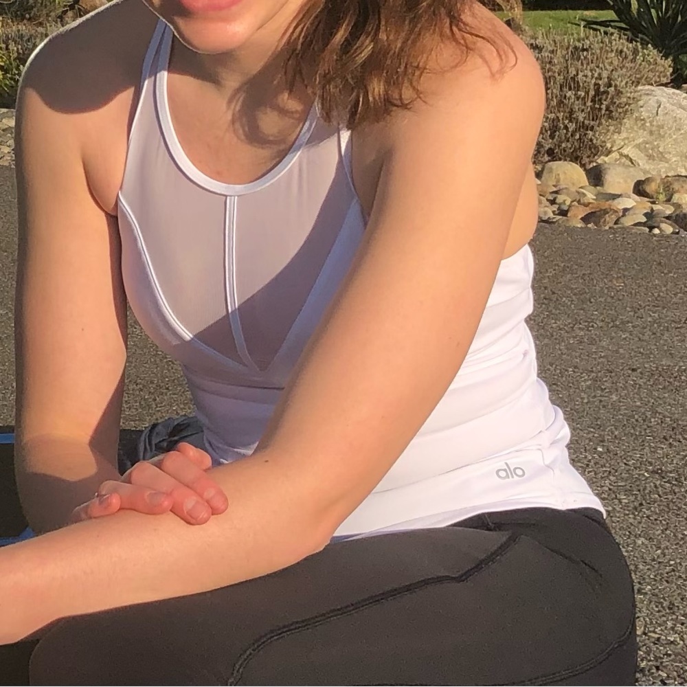 Alo Yoga Mesh Strappy Top Small